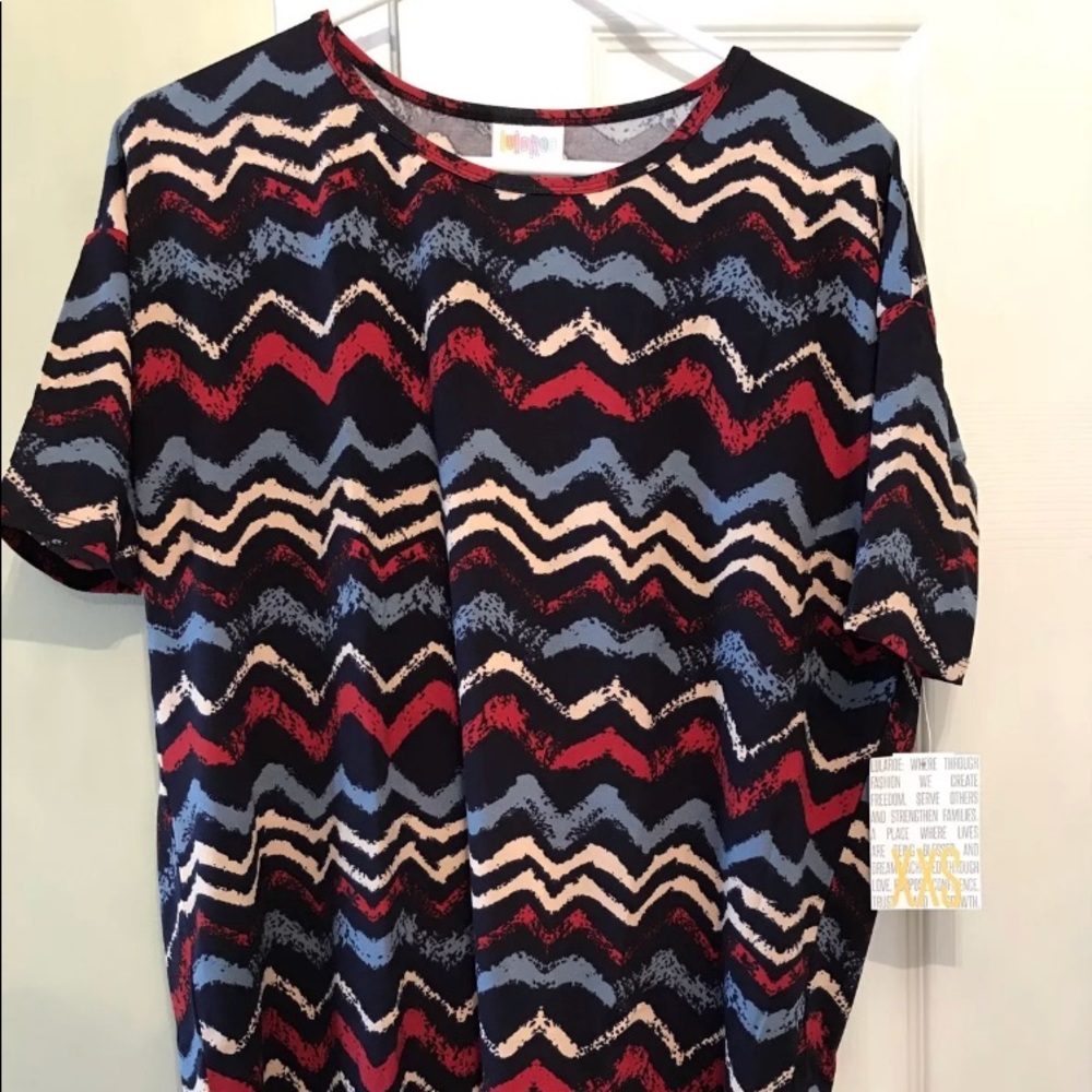 LuLaRoe Americana  Irma Tunic -XS-Navy